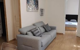 Elegant Apartment Rambla Badal